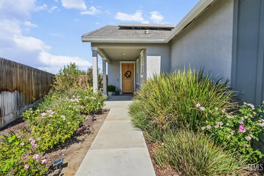203 ONDARROA COURT, Bakersfield, CA 93314 - #2