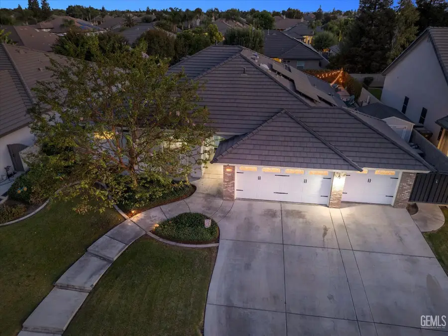 11709 INDIANAPOLIS DRIVE, Bakersfield, CA 93312 - #2
