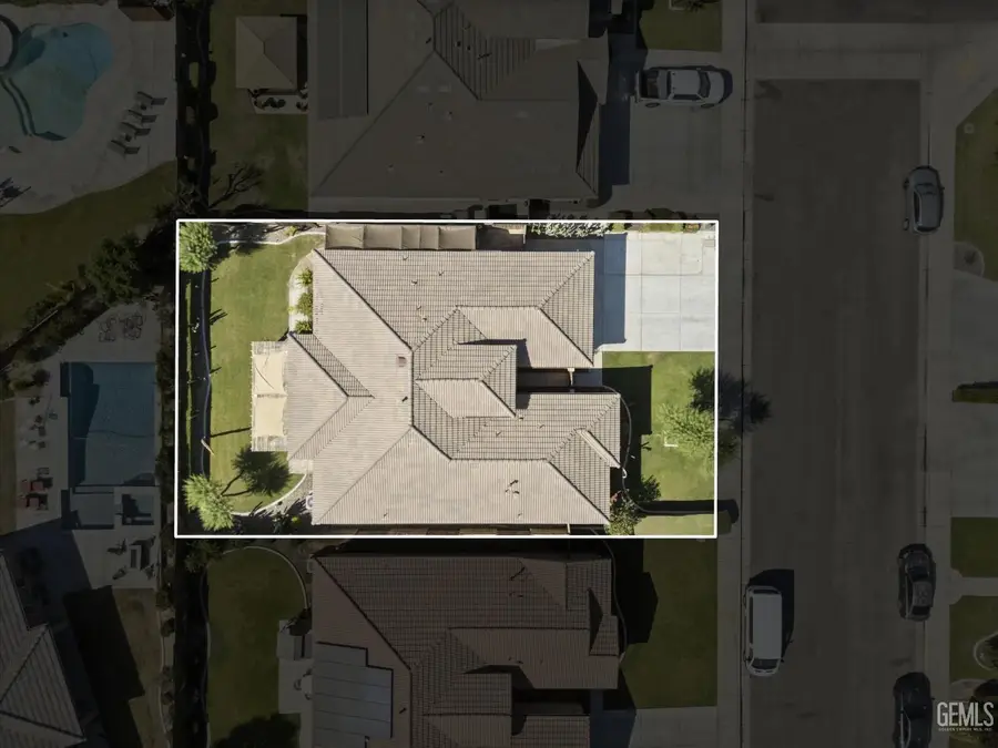 15027 CHATSWORTH AVENUE, Bakersfield, CA 93314 - #3