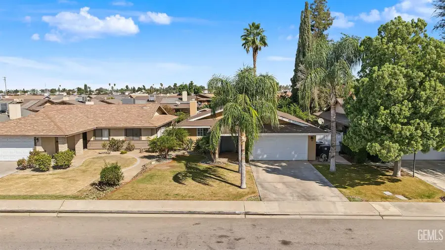 4016 THATCH AVENUE, Bakersfield, CA 93313 - #2