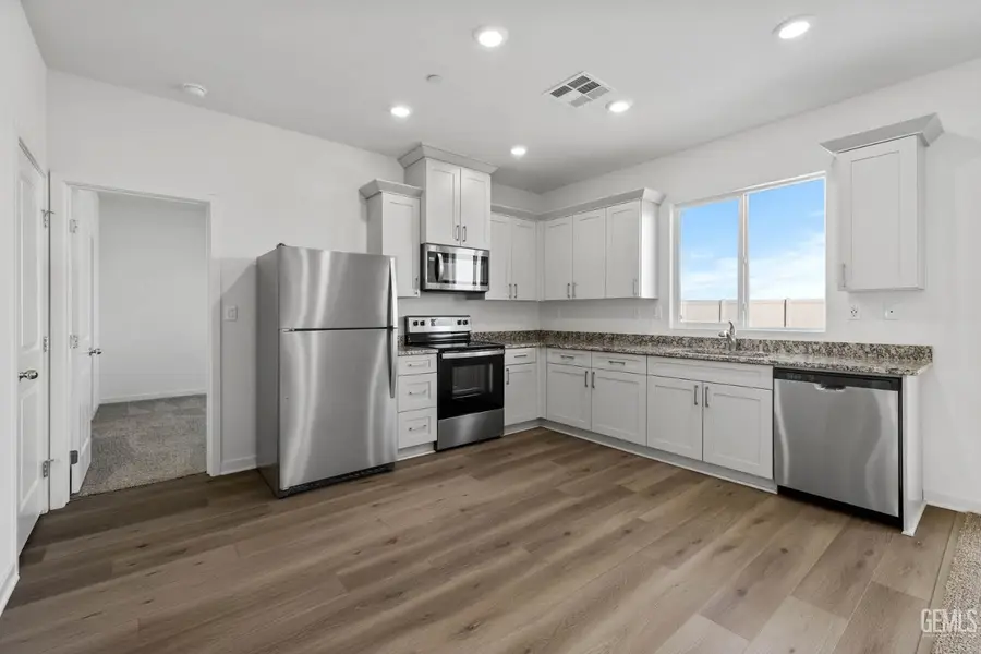 7837 ITA PALM WAY, Bakersfield, CA 93313 - #3