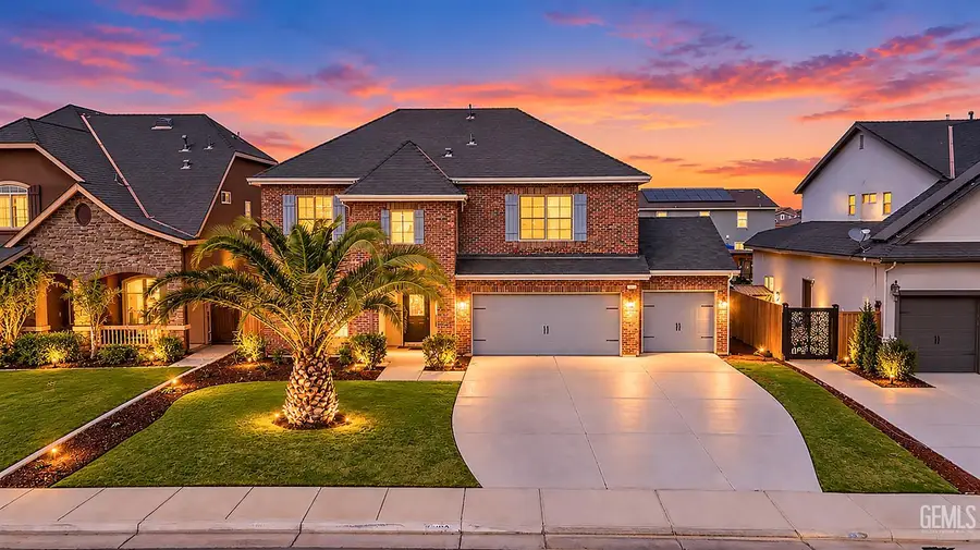 10206 HILLGATE AVENUE, Bakersfield, CA 93311 - #2