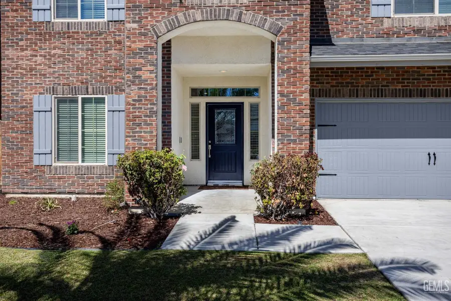 10206 HILLGATE AVENUE, Bakersfield, CA 93311 - #3