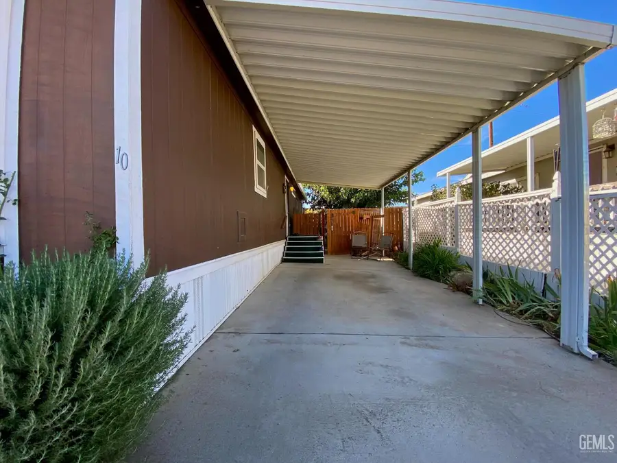 600 S DENNISON ROAD #10, Tehachapi, CA 93561 - #2