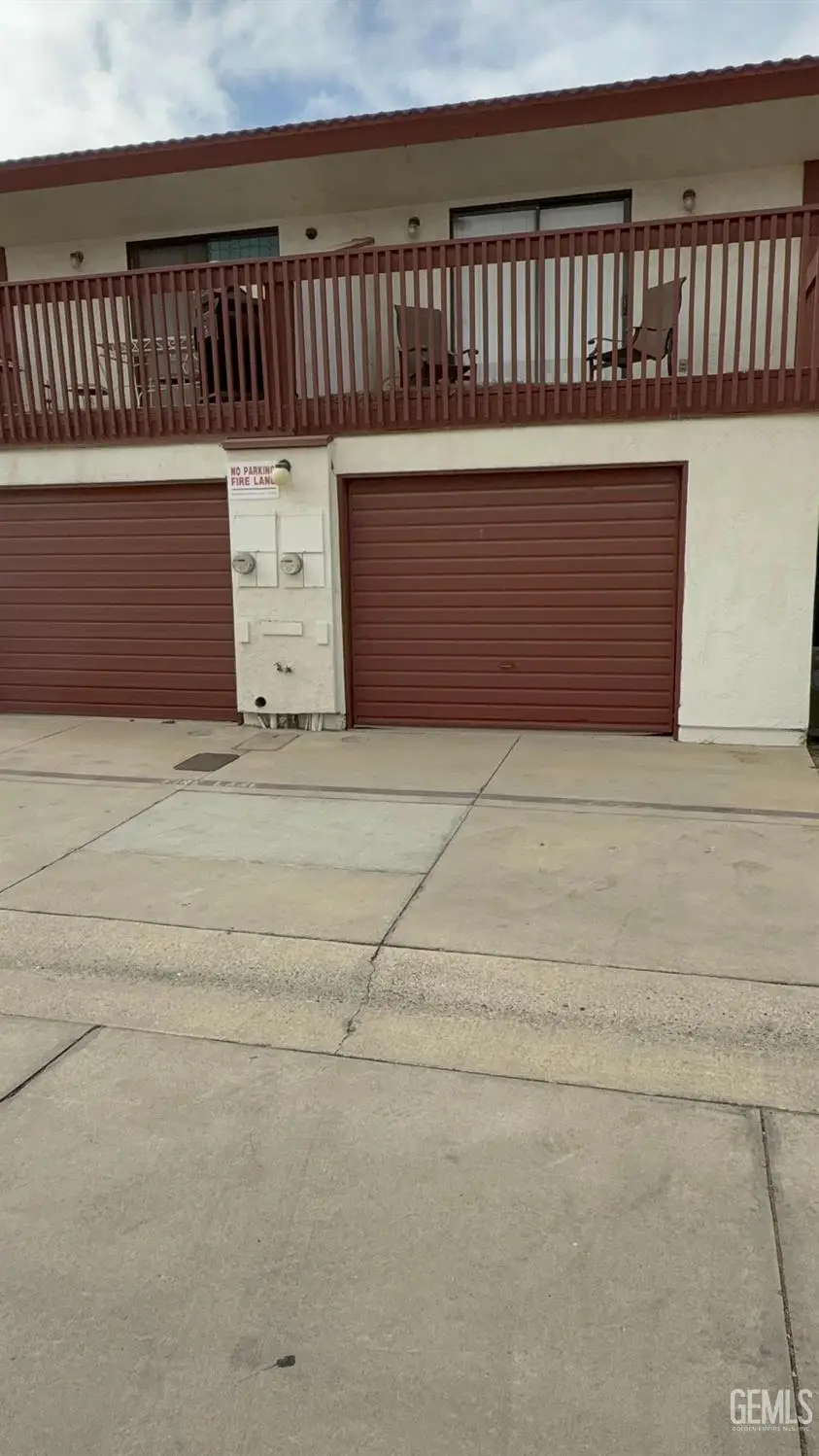 2626 CLEO COURT #6, Bakersfield, CA 93306 - #2