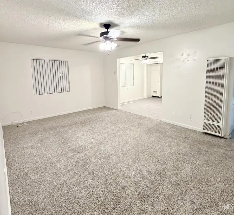 313 F STREET, Bakersfield, CA 93304 - #2