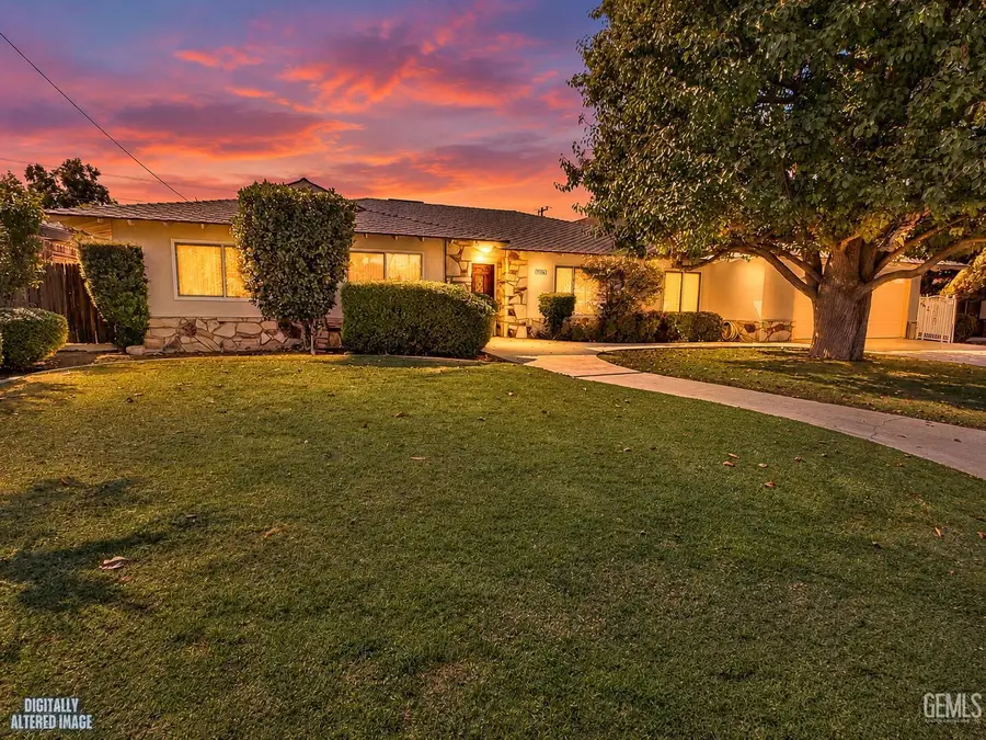 3709 CHRISTMAS TREE LANE, Bakersfield, CA 93306 - #3