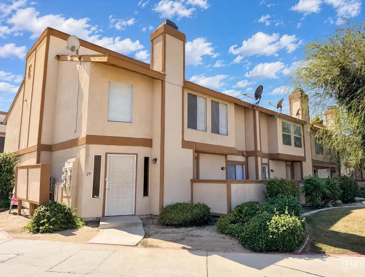 2600 CHANDLER COURT #25, Bakersfield, CA 93309 - #1