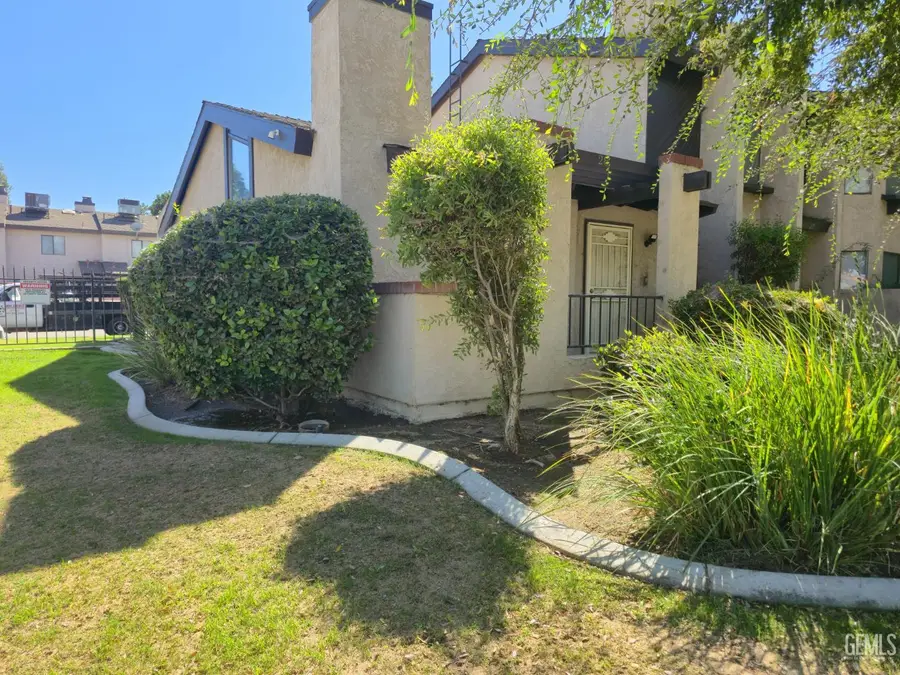 7800 WESTFIELD ROAD #28, Bakersfield, CA 93309 - #2