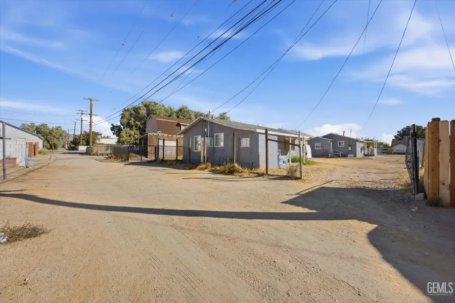 15647 L STREET, Mojave, CA 93501 - #2