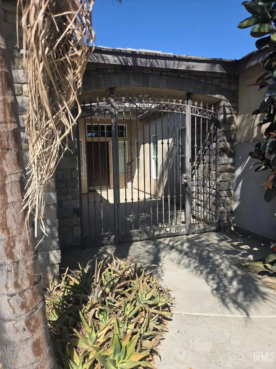 5208 BARLEY HARVEST AVENUE, Bakersfield, CA 93314 - #2