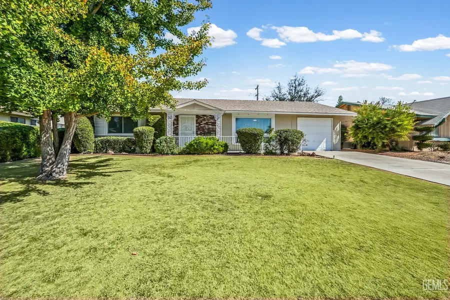 1004 BERMUDA STREET, Bakersfield, CA 93309 - #2