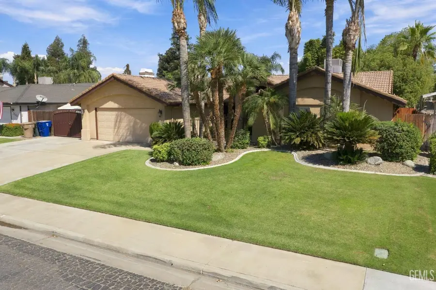 2524 GEORGIA OAK DRIVE, Bakersfield, CA 93311 - #3