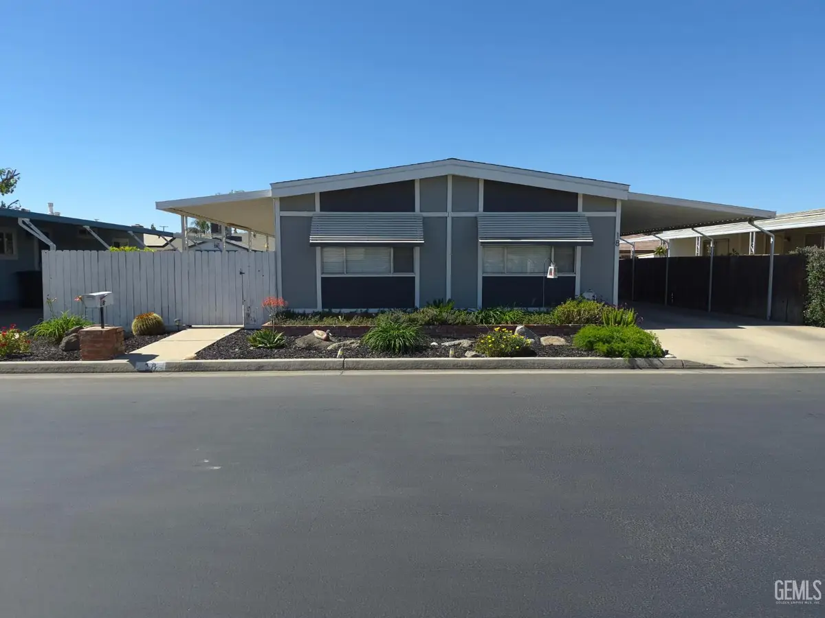 400 E ROBERTS LANE #18, Bakersfield, CA 93308 - #1