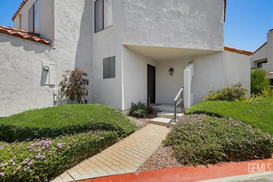 4225 ANDROS CIRCLE, Huntington Beach, CA 92649 - #2