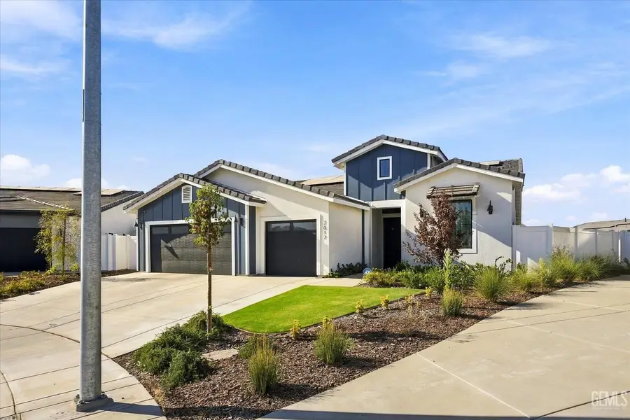 7017 TRAVATA COURT, Bakersfield, CA 93314 - #2