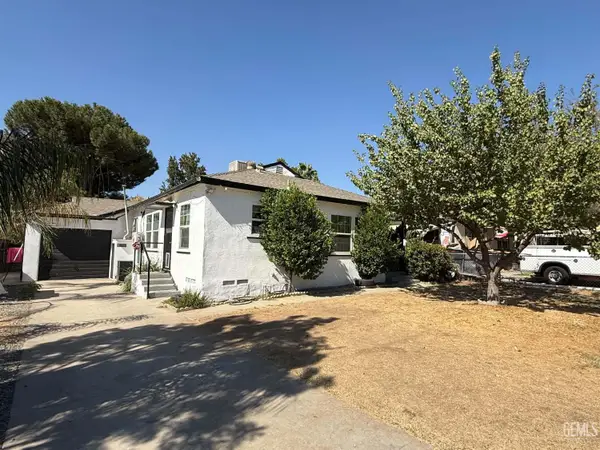 2609 CHARLESTON DRIVE, Bakersfield, CA 93308
