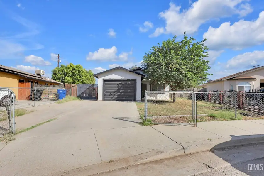 720 S GRANT STREET, Shafter, CA 93263 - #2