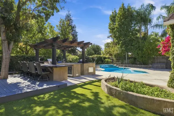 12409 MONTEREY BEACH DRIVE, Bakersfield, CA 93311