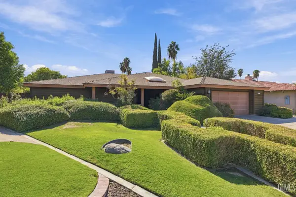 9705 WILLOW OAK COURT, Bakersfield, CA 93311