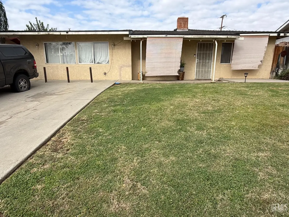 2724 VALENCIA DRIVE, Bakersfield, CA 93306 - #1