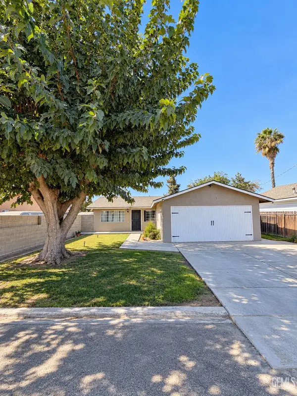1021 ALAMO LANE, Shafter, CA 93263