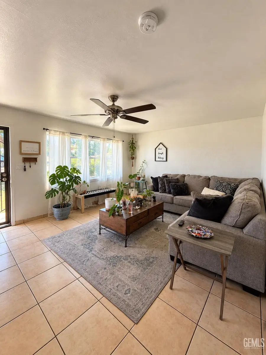 1021 ALAMO LANE, Shafter, CA 93263 - #2
