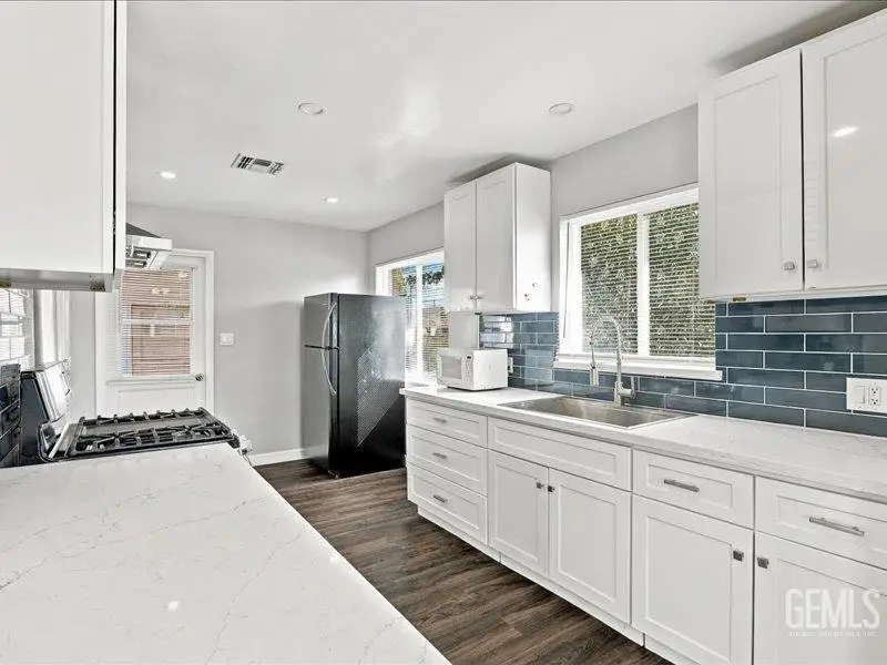 4502 RANDY AVENUE, Bakersfield, CA 93309 - #3