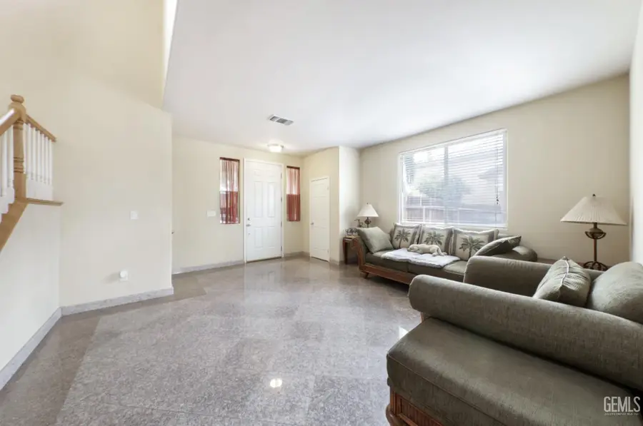 6209 BREWER CREEK DRIVE, Bakersfield, CA 93313 - #2