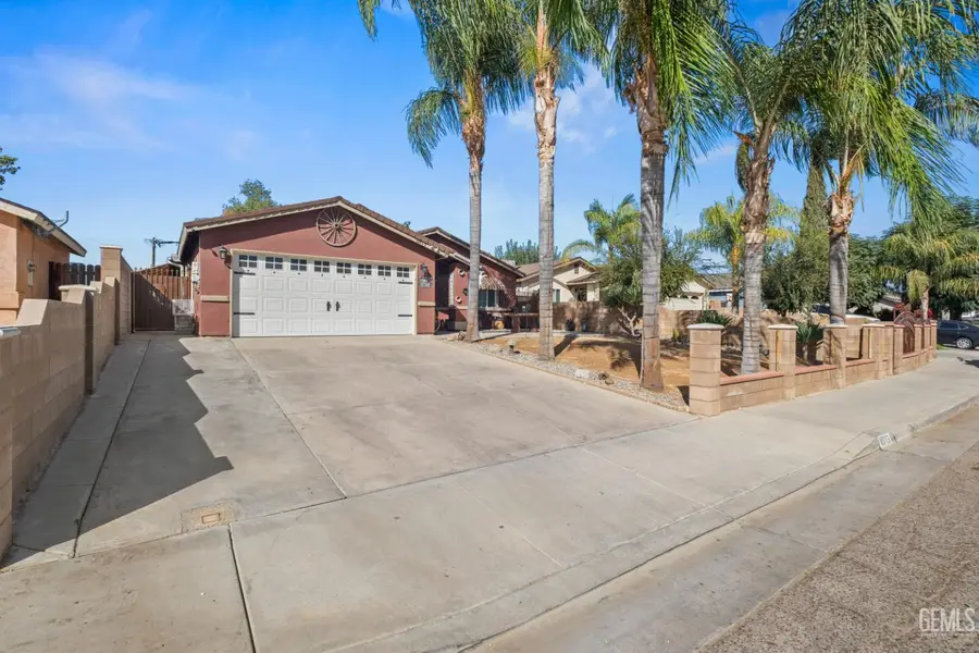 1013 WERNLI COURT, Arvin, CA 93203 - #2