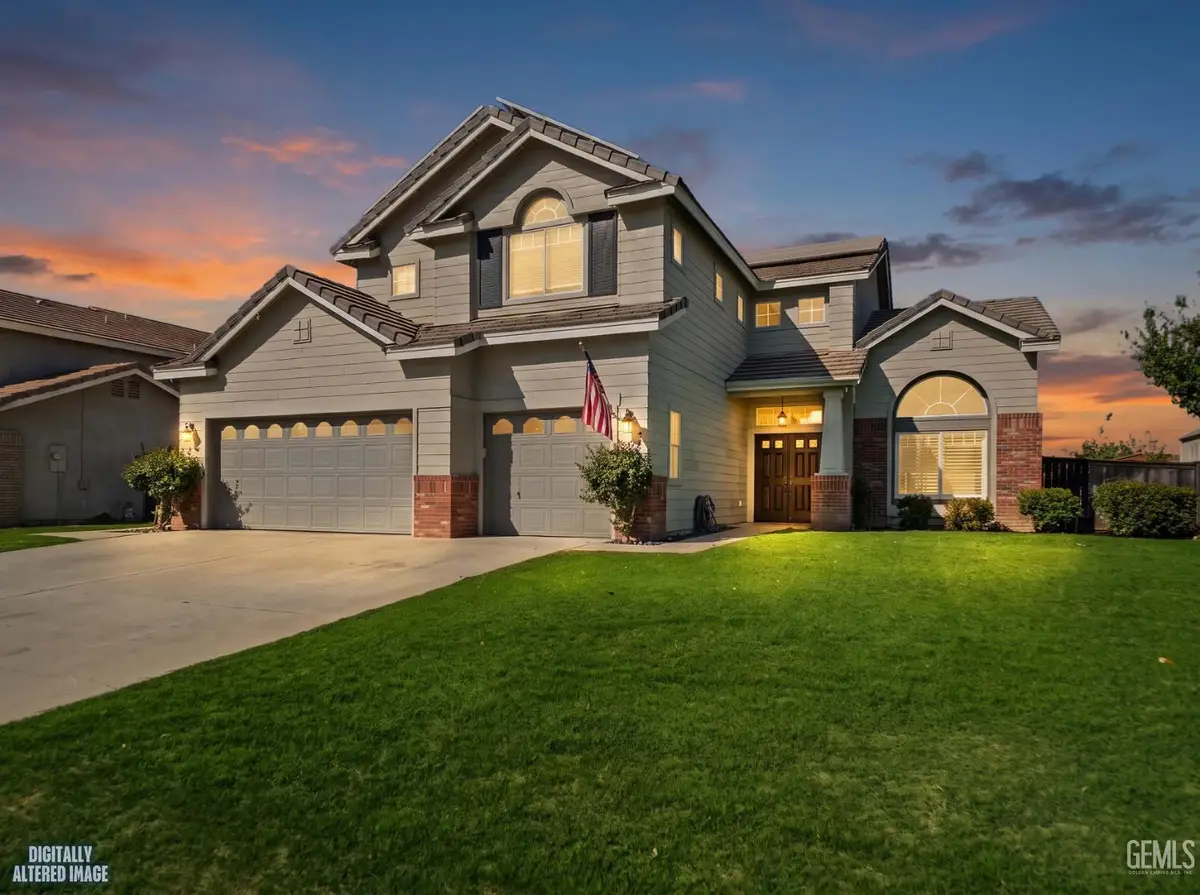 9922 BALVANERA AVENUE, Bakersfield, CA 93312 - #1