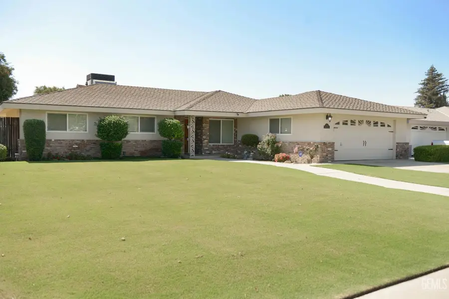 7001 PEMBROKE AVENUE, Bakersfield, CA 93308 - #3