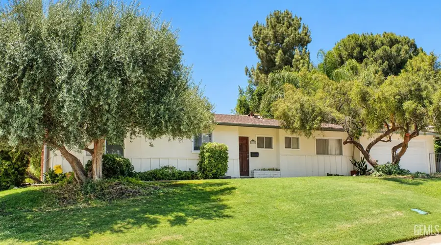 2000 KINGSTON PLACE, Bakersfield, CA 93306 - #2