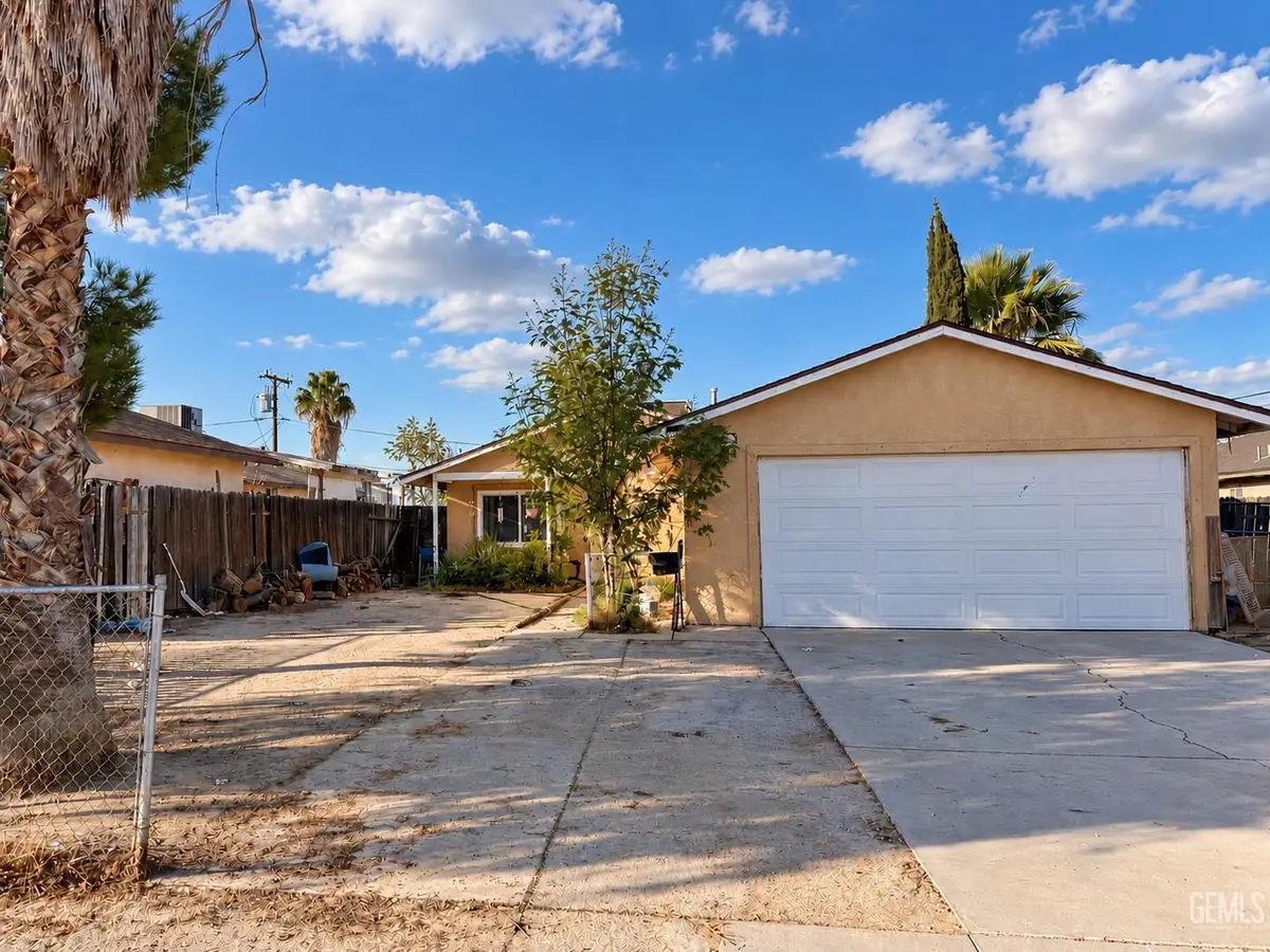 21342 KINGS STREET, Lost Hills, CA 93249 - #1