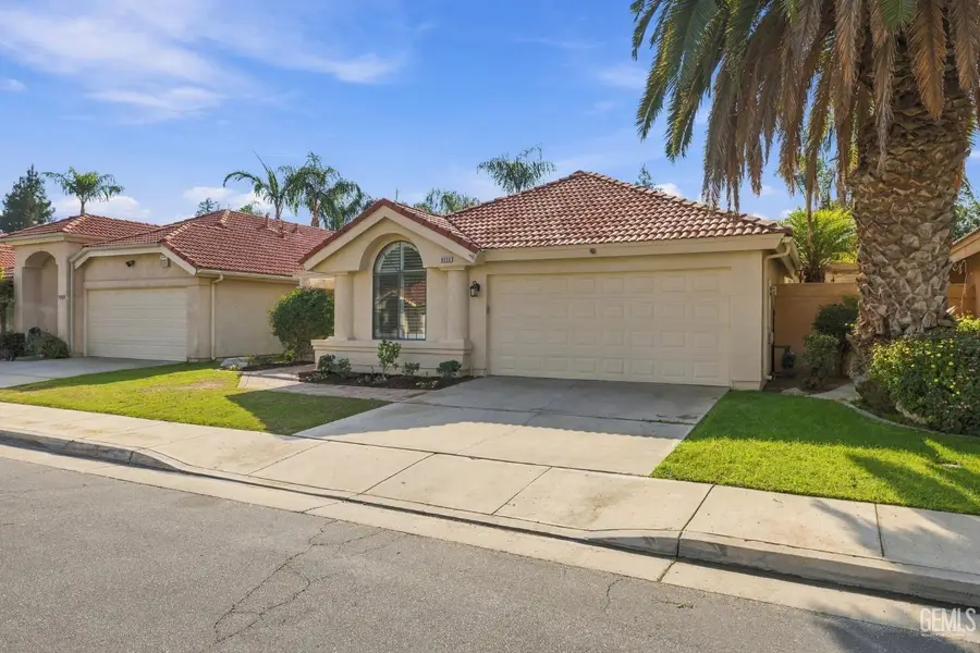 8213 NEW CASTLE STREET, Bakersfield, CA 93311 - #2