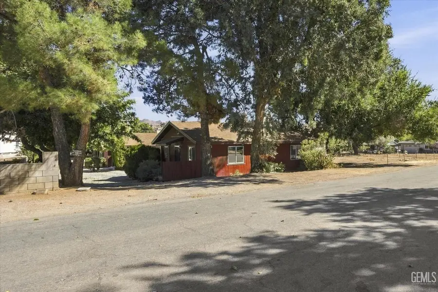 107 PARK WAY, Wofford Heights, CA 93285 - #3