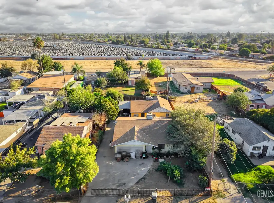 319 ETHRUM AVENUE, Bakersfield, CA 93307 - #3