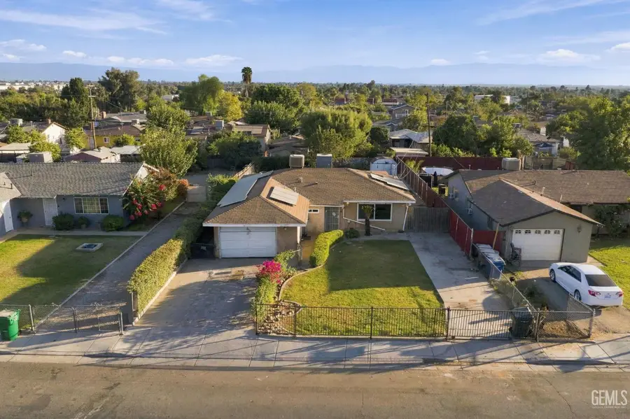 4215 EARL AVENUE, Bakersfield, CA 93306 - #2