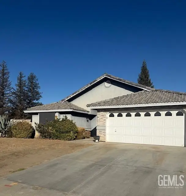196 POTTER STREET, Shafter, CA 93263 - #3
