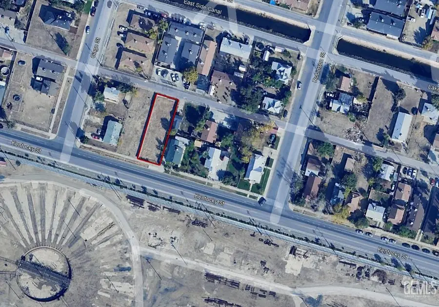 1108 KENTUCKY STREET, Bakersfield, CA 93305 - #2
