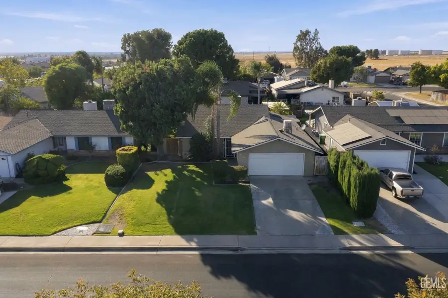 3913 RIO DEL NORTE STREET, Bakersfield, CA 93308 - #2
