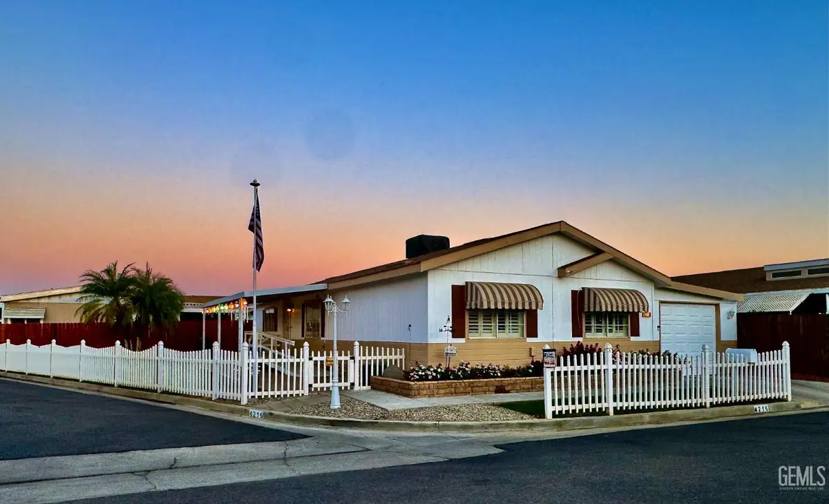 4216 KINGMAN LANE, Bakersfield, CA 93301 - #1