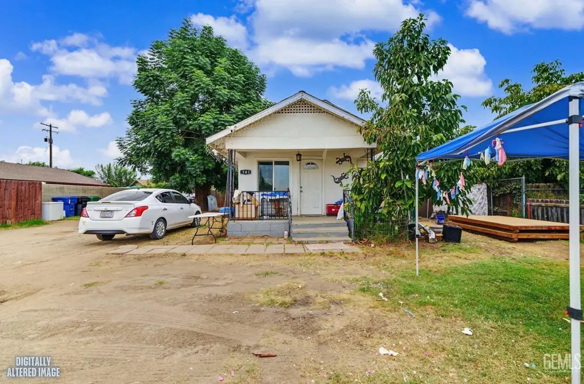 741 S SHAFTER STREET, Shafter, CA 93263 - #1