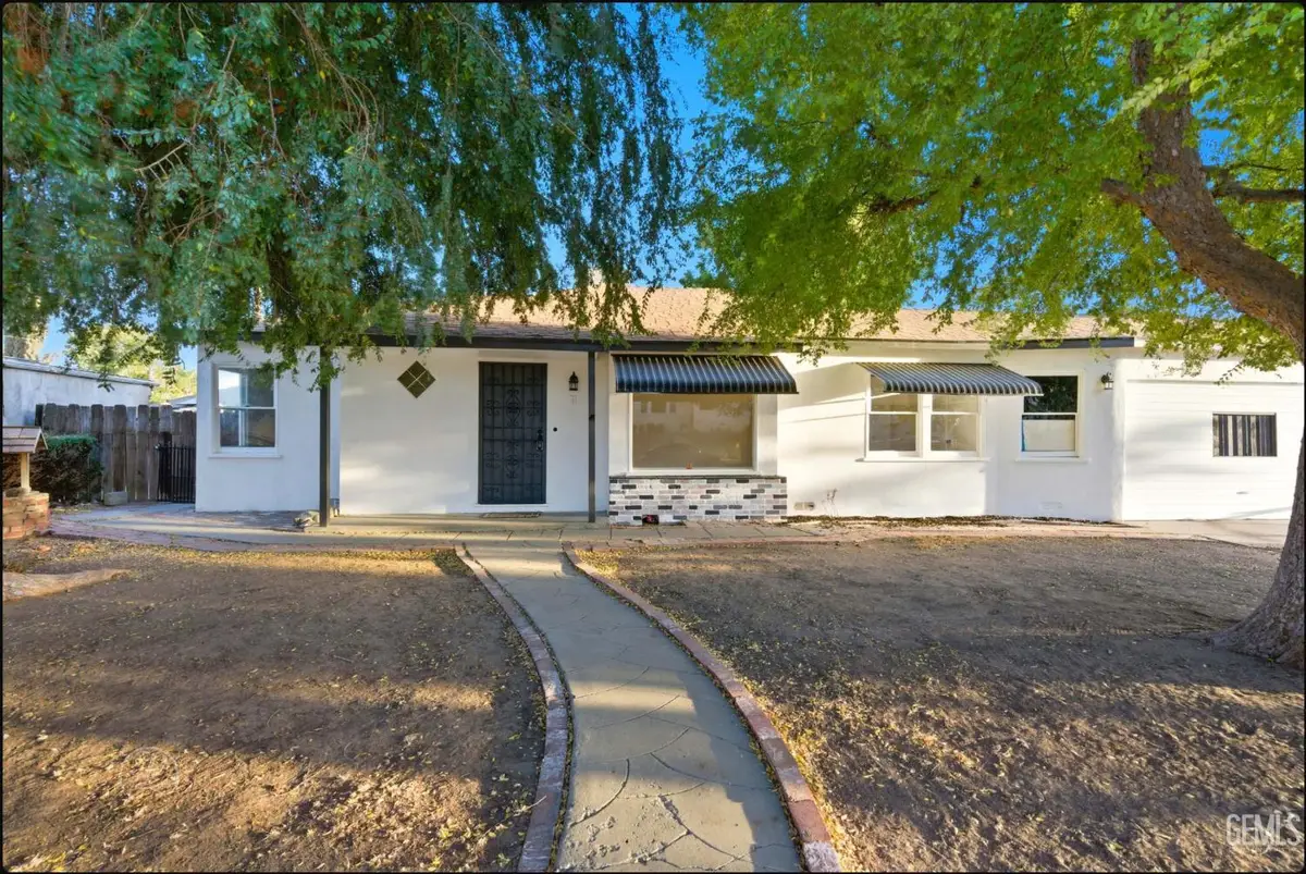 1609 CRESTVIEW DRIVE, Bakersfield, CA 93305 - #1