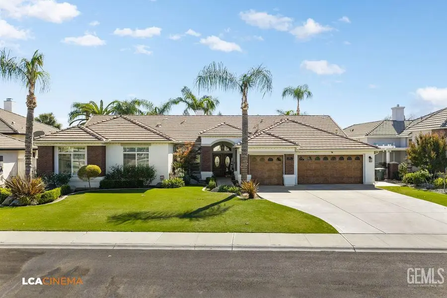 6727 PARK WEST CIRCLE, Bakersfield, CA 93308 - #2