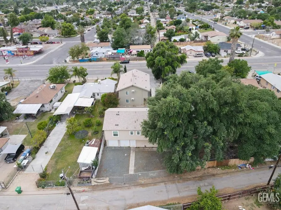 2207 RIVER BOULEVARD, Bakersfield, CA 93305 - #3