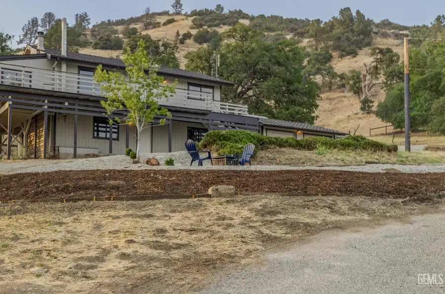 24501 PUEBLO COURT, Tehachapi, CA 93561 - #3