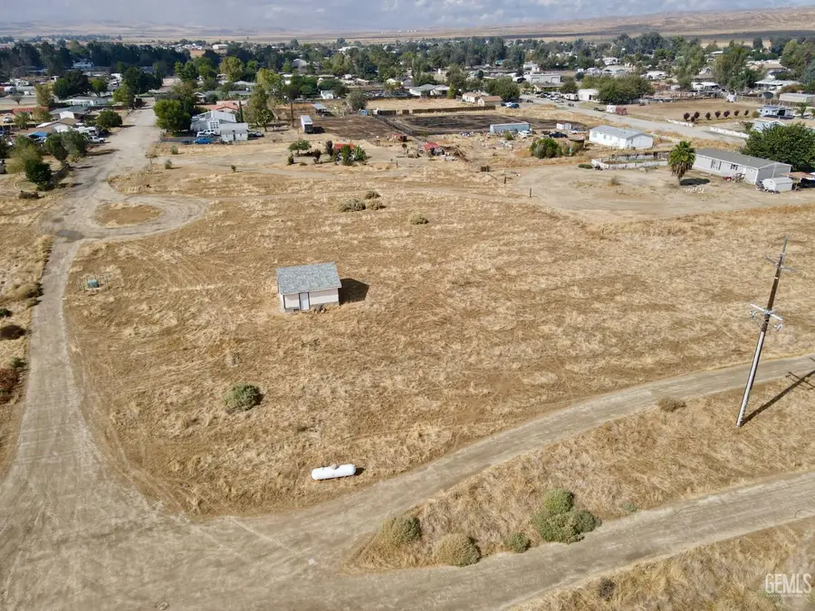 28194 CHAPARRAL AVENUE, Taft, CA 93268 - #2