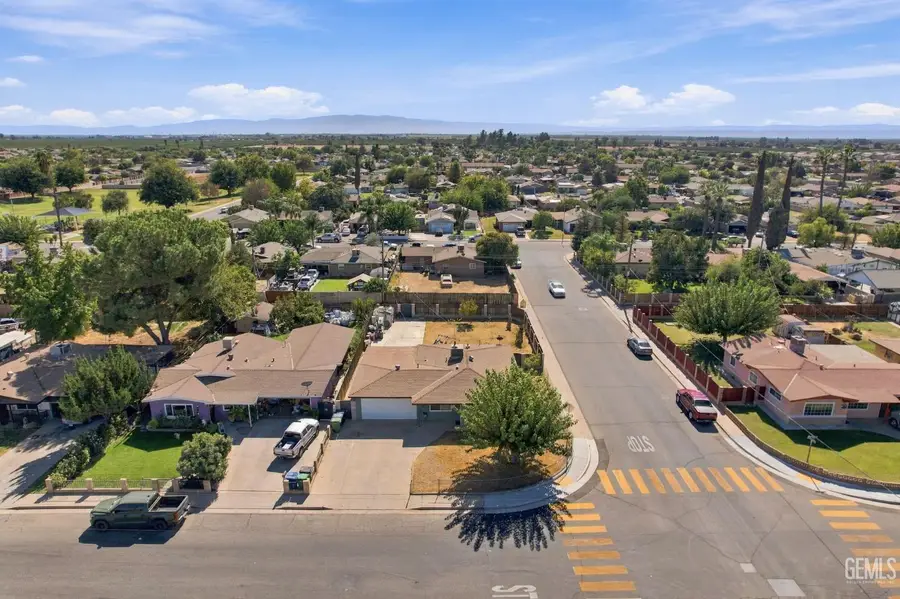 269 ASH AVENUE, Shafter, CA 93263 - #3