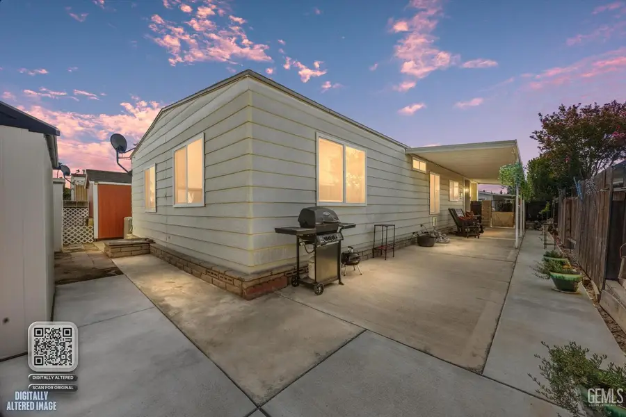 704 46TH STREET, Bakersfield, CA 93301 - #3